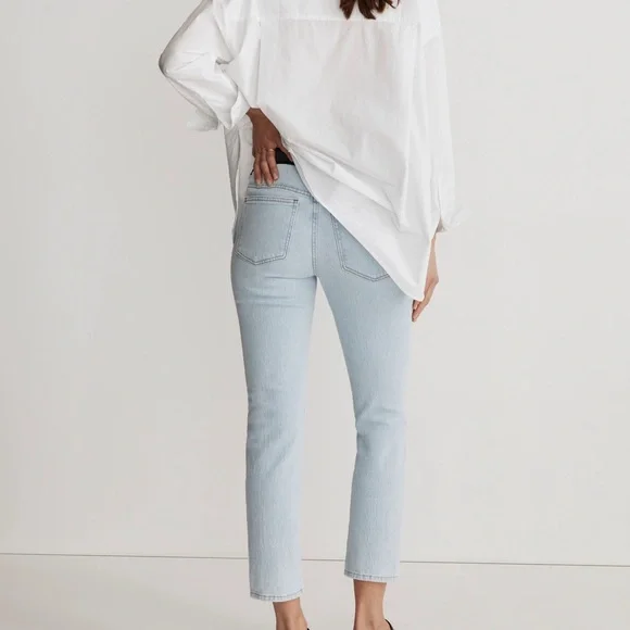 Madewell Maternity Over-the-Belly Perfect Vintage Jeans in Delora Wash NWT - Picture 4 of 9
